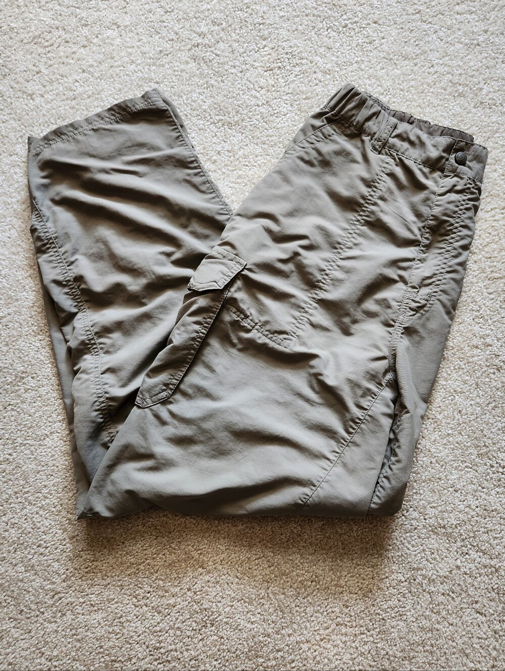 REI Men's Cargo Pants in Olive/Tan